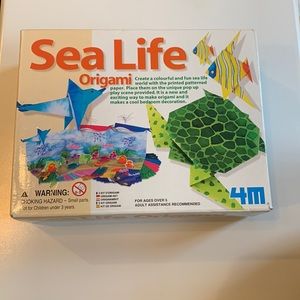 Sea life origami set